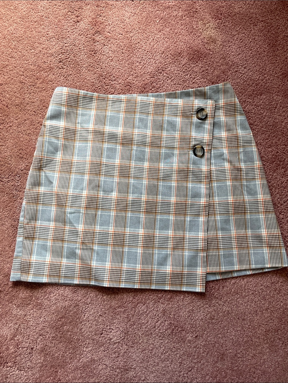 H&M Plaid Mini Skirt in Gray and Beige